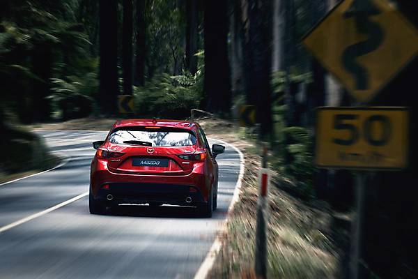 Mazda_3_2014-06.jpg